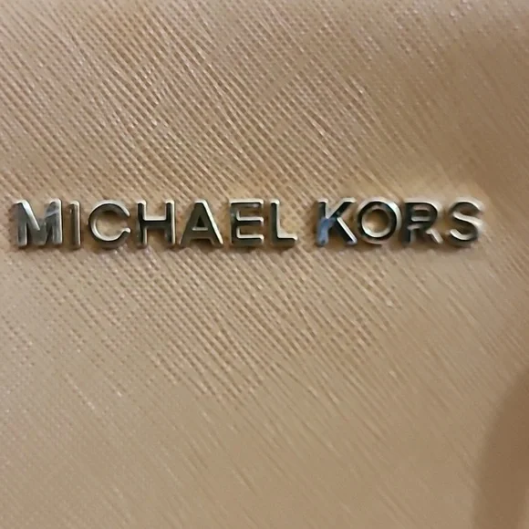 Michael Kors Saffiano leather large shoulder bag - Picture 3 of 6